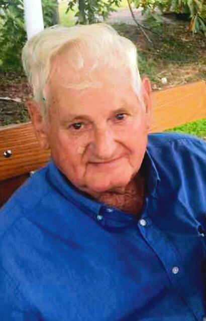 128614090_web1_Fritz