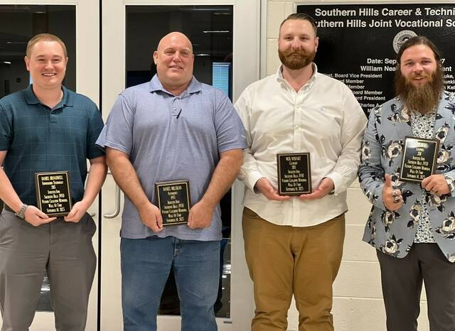 130029106_web1_WOF-23
On Sept. 14, Kevin Kratzer, superintendent of Southern Hills Career and Technical Center, introduced the four newest inductees into the Vernon Creighton Memorial Wall of Fame at its annual advisory dinner. In no particular order, Dan Millikan, Nick Wishart, Daniel Broadwell, and Coty Hicks.