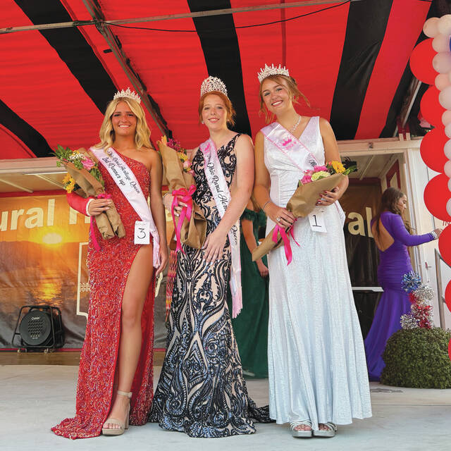 130864806_web1_IMG_1889
Crowned the 2024 Ohio Rural Heritage Festival Queen was Gracie Blackburn (middle). Finishing as first runner-up in the queen pageant was Rylie Cahall (right), and second runner-up was Grace Taylor (left). Photo by Wade Linville
